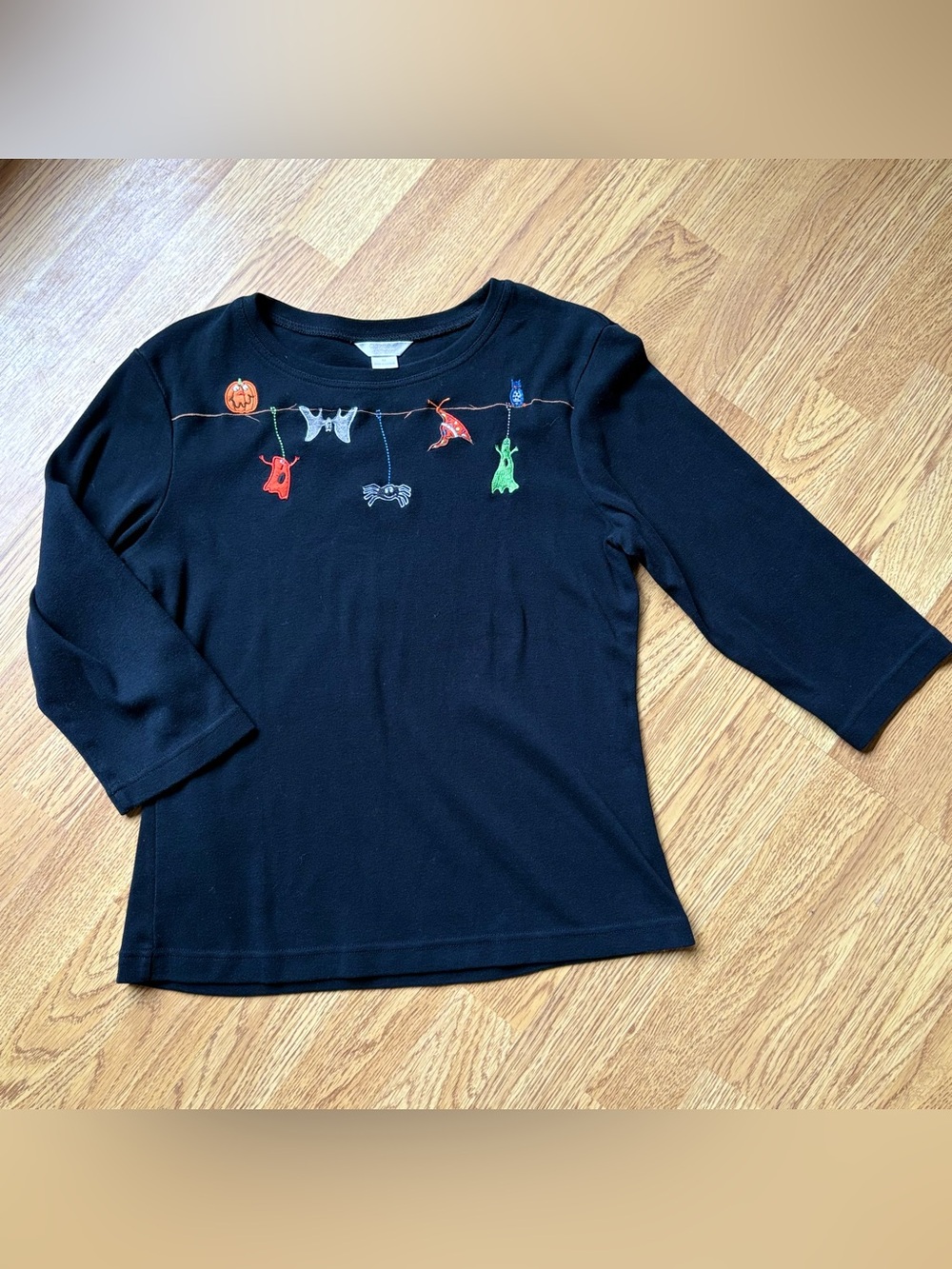 Christopher & Banks Black 3/4 Sleeve Tee Novelty Halloween Embroidery Fall Sz M
